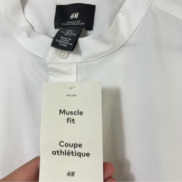 H&M Muscle Fit Men White Shirt Short Sleeve Button Up Brand New Size Large New - Picture 4 of 5